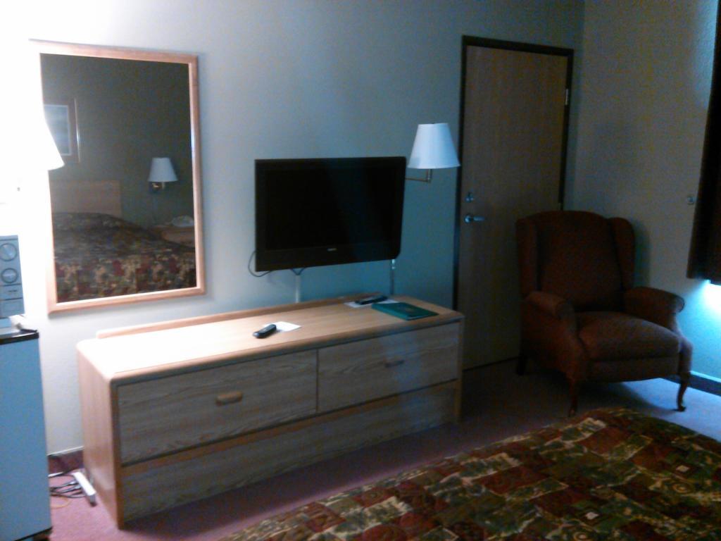 Super 8 By Wyndham Chanute Kamer foto