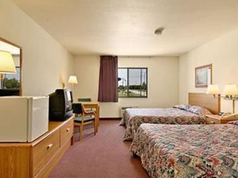 Super 8 By Wyndham Chanute Buitenkant foto